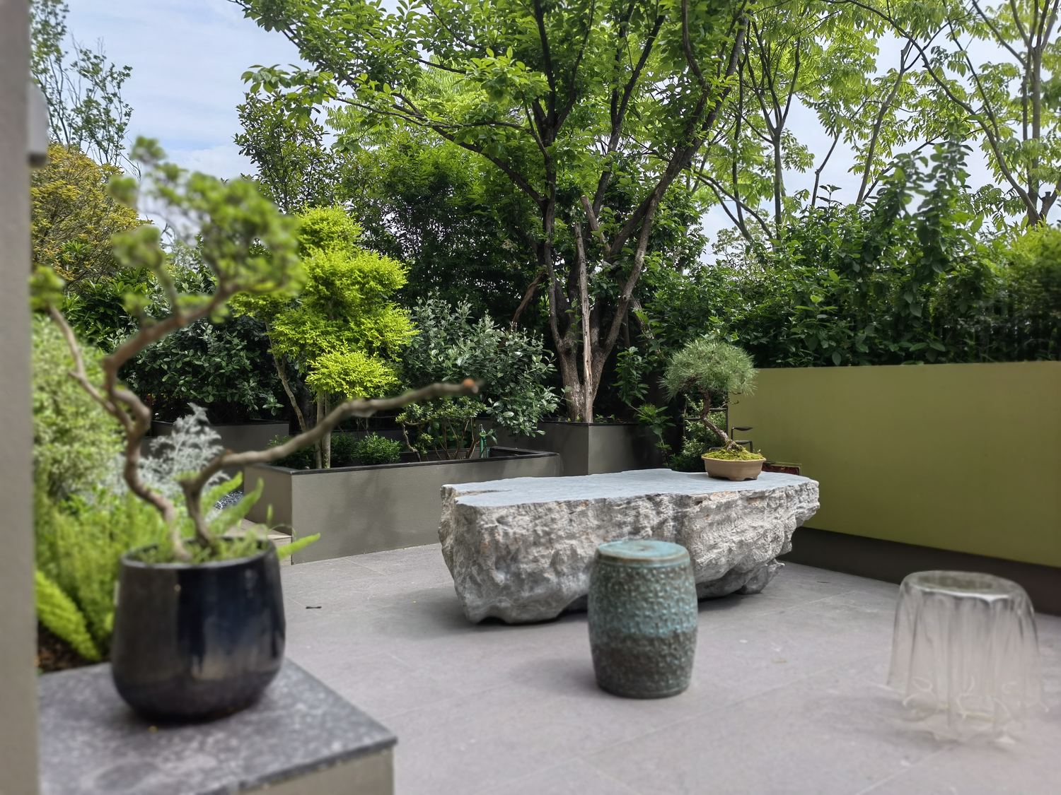 林下原石会客区